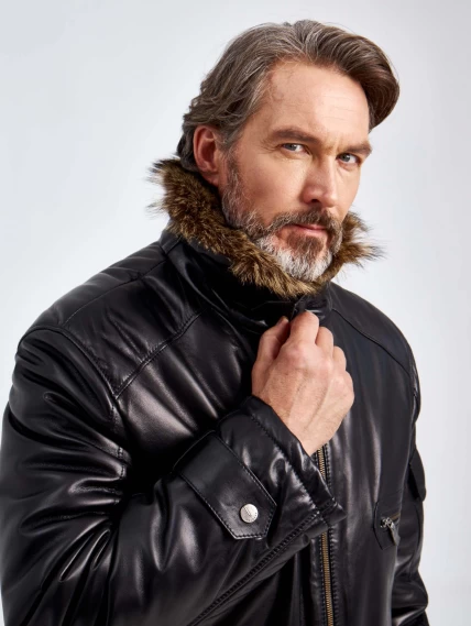 Зимняя мужская кожаная куртка с подкладкой и воротником меха енота 514мех, черная, размер 54, артикул 40760-4